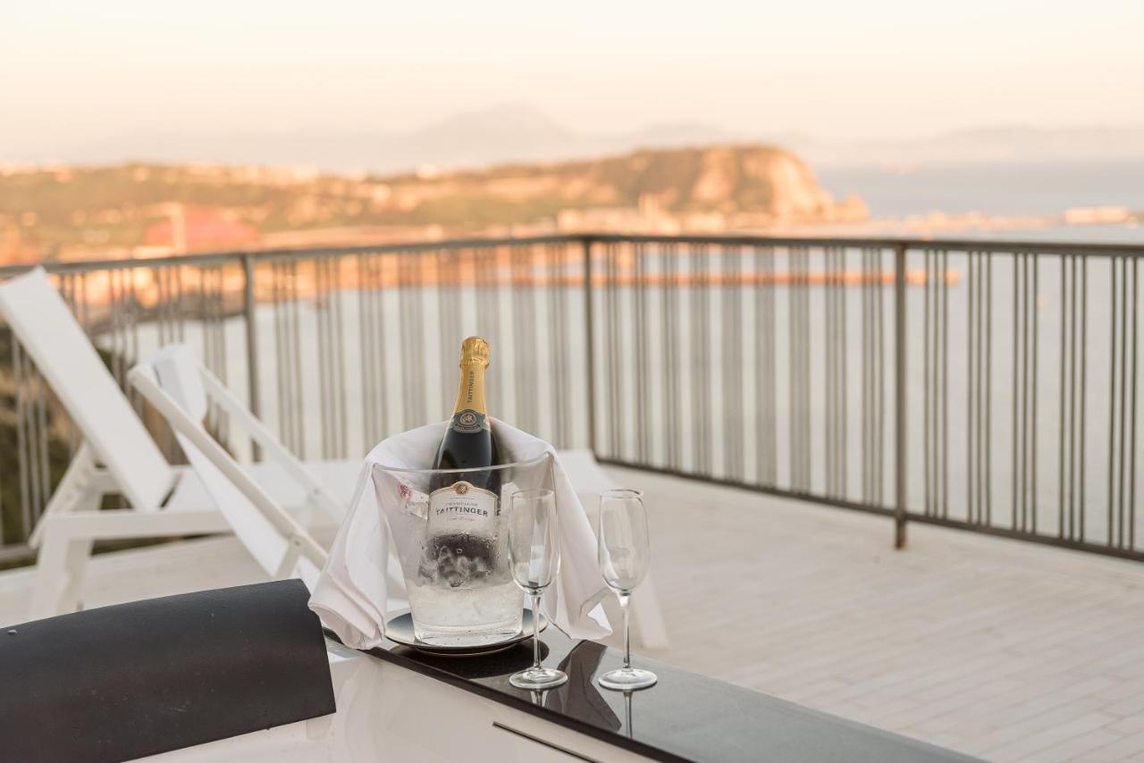 Grand Hotel Serapide يوتْسْوولْ المظهر الخارجي الصورة