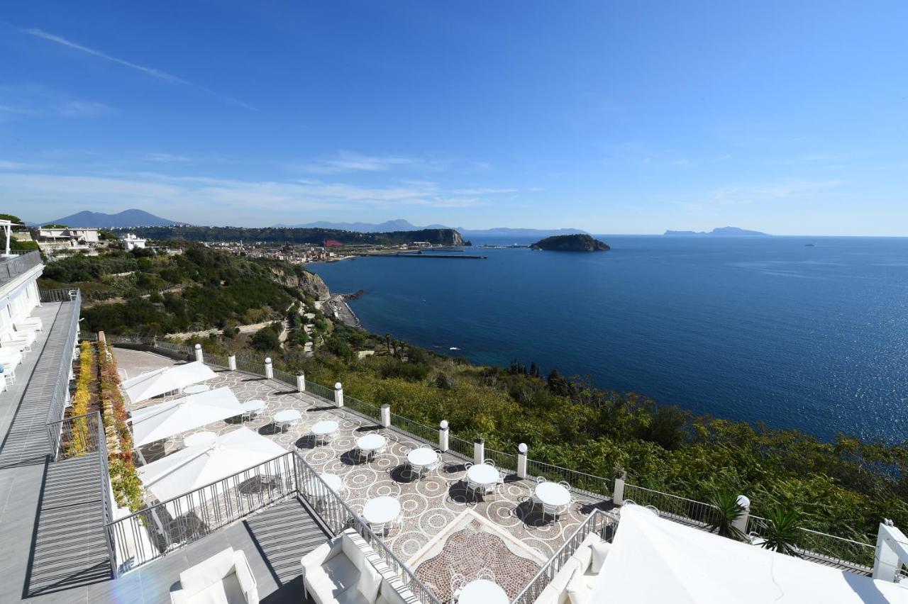 Grand Hotel Serapide يوتْسْوولْ المظهر الخارجي الصورة