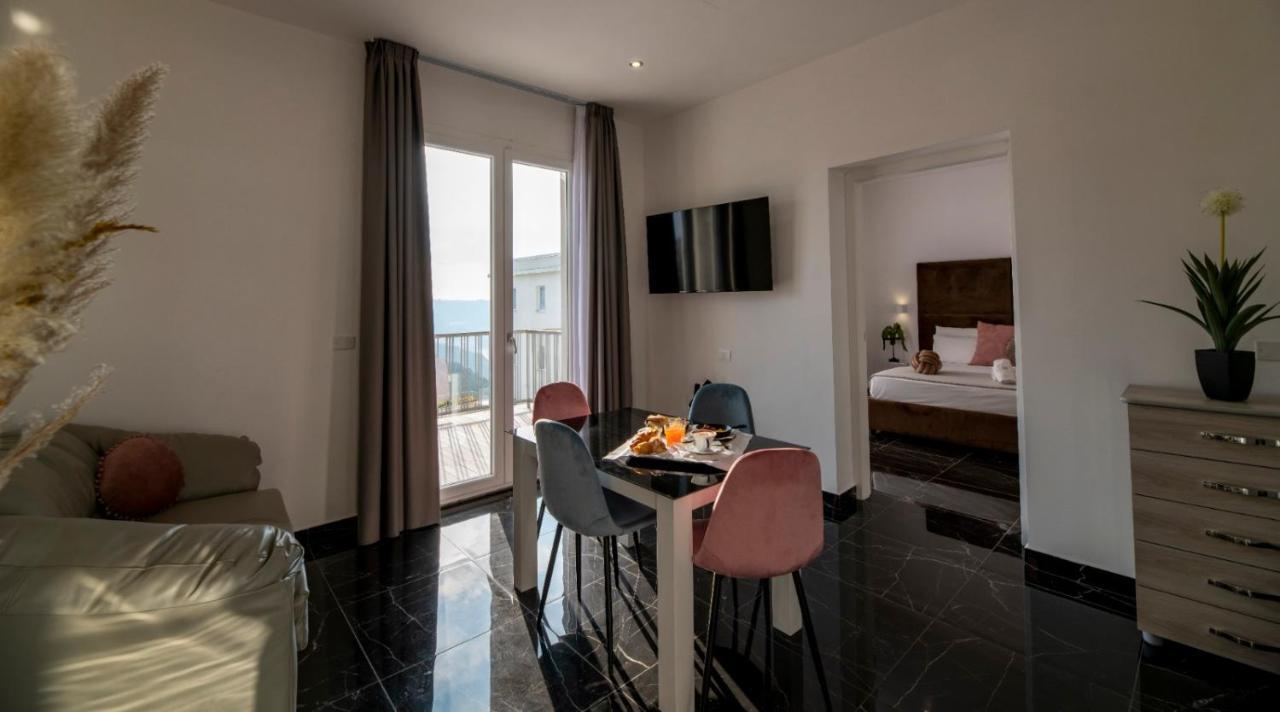 Grand Hotel Serapide يوتْسْوولْ المظهر الخارجي الصورة