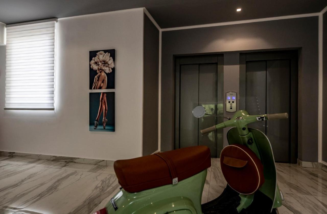 Grand Hotel Serapide يوتْسْوولْ المظهر الخارجي الصورة