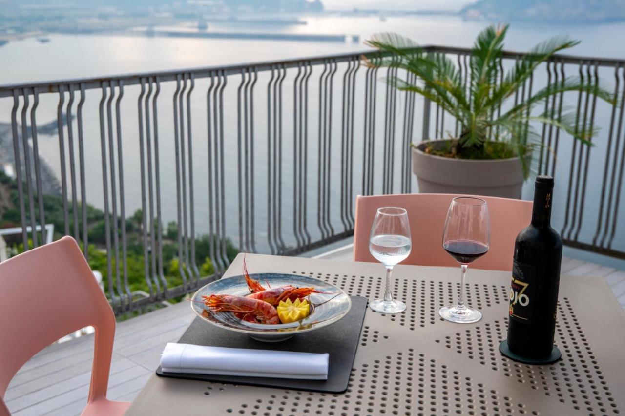 Grand Hotel Serapide يوتْسْوولْ المظهر الخارجي الصورة